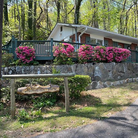 Mountain Aire Cottages & Inn Clayton Exterior photo